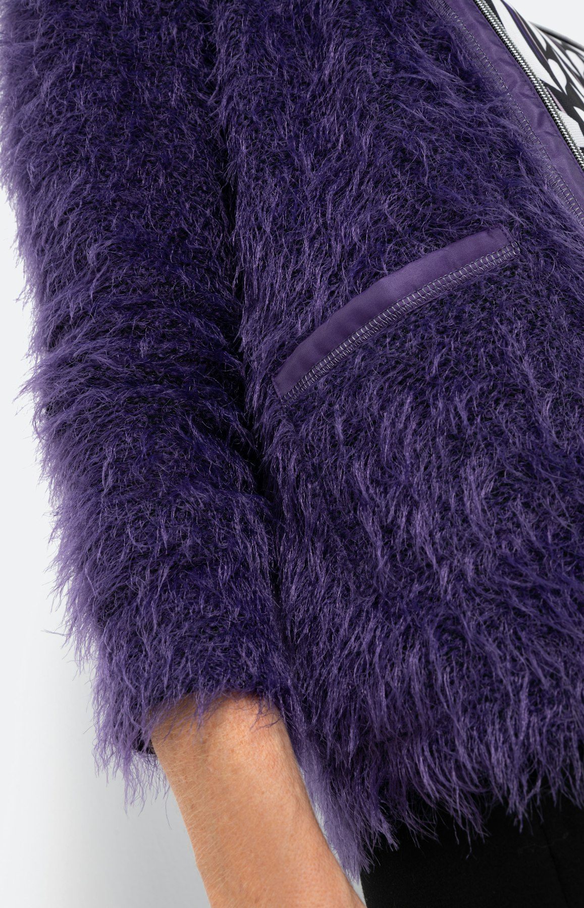 Kurze Jacke mit geradem Schnitt