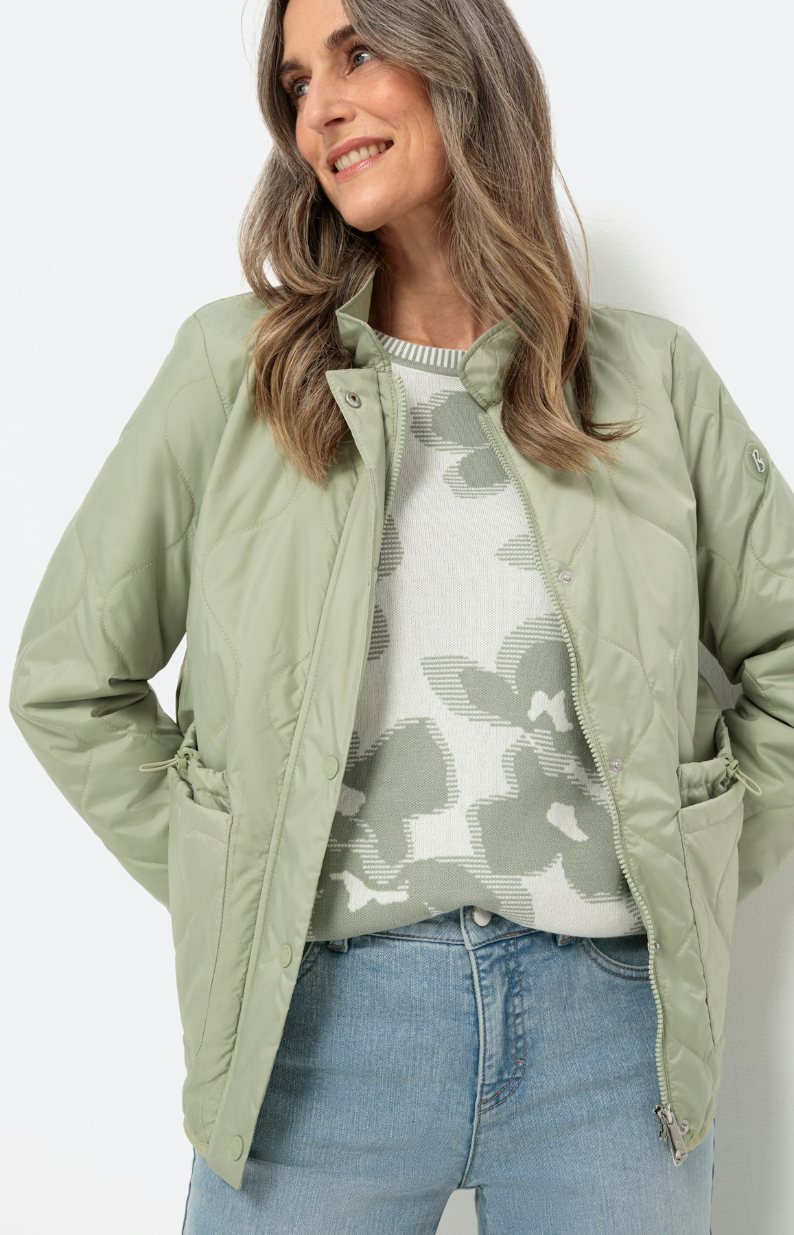 Gewatteerd jack met gelaagde zakken