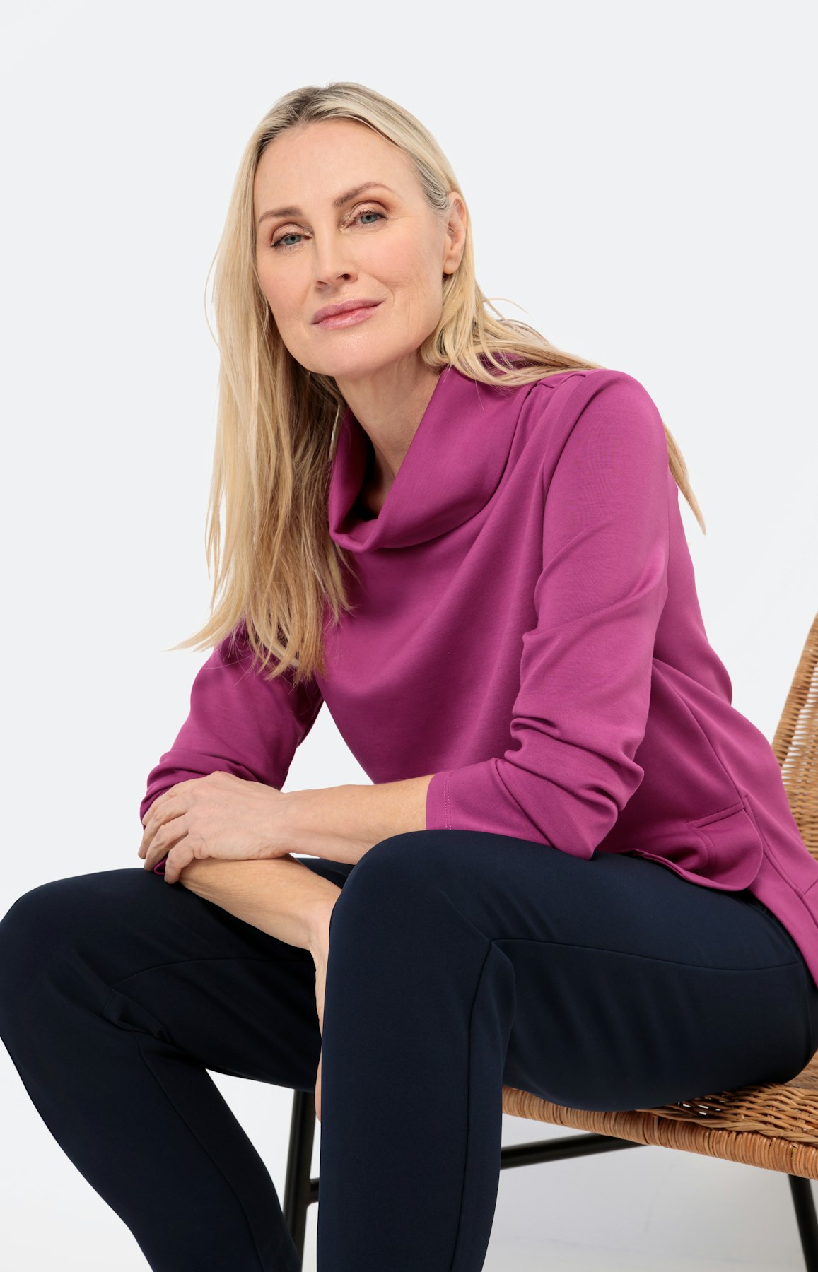 Langarm-Sweatshirt mit Rollkragen