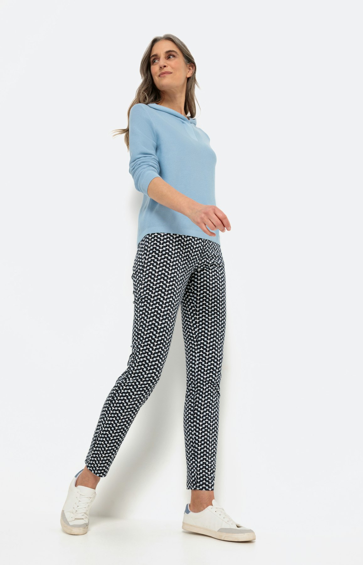 Capuchontrui met lange mouwen