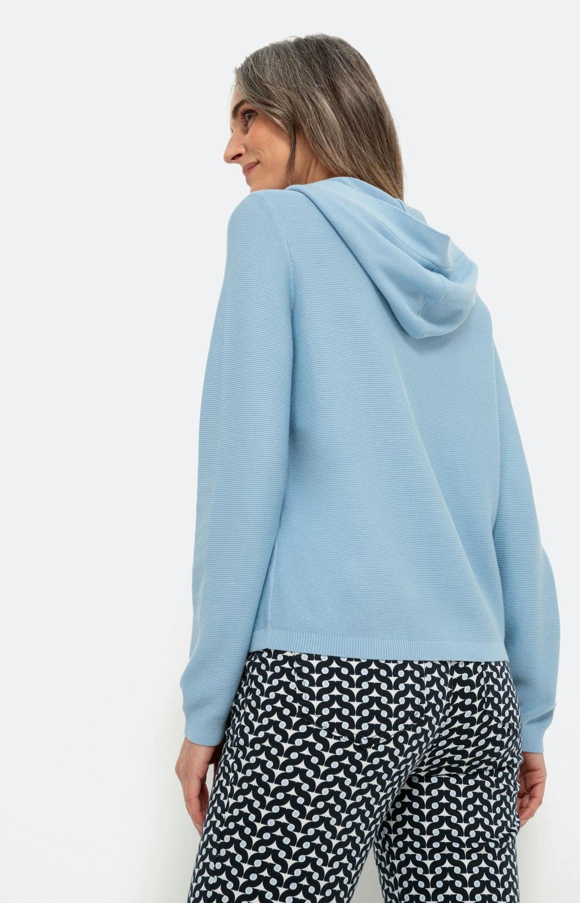 Capuchontrui met lange mouwen