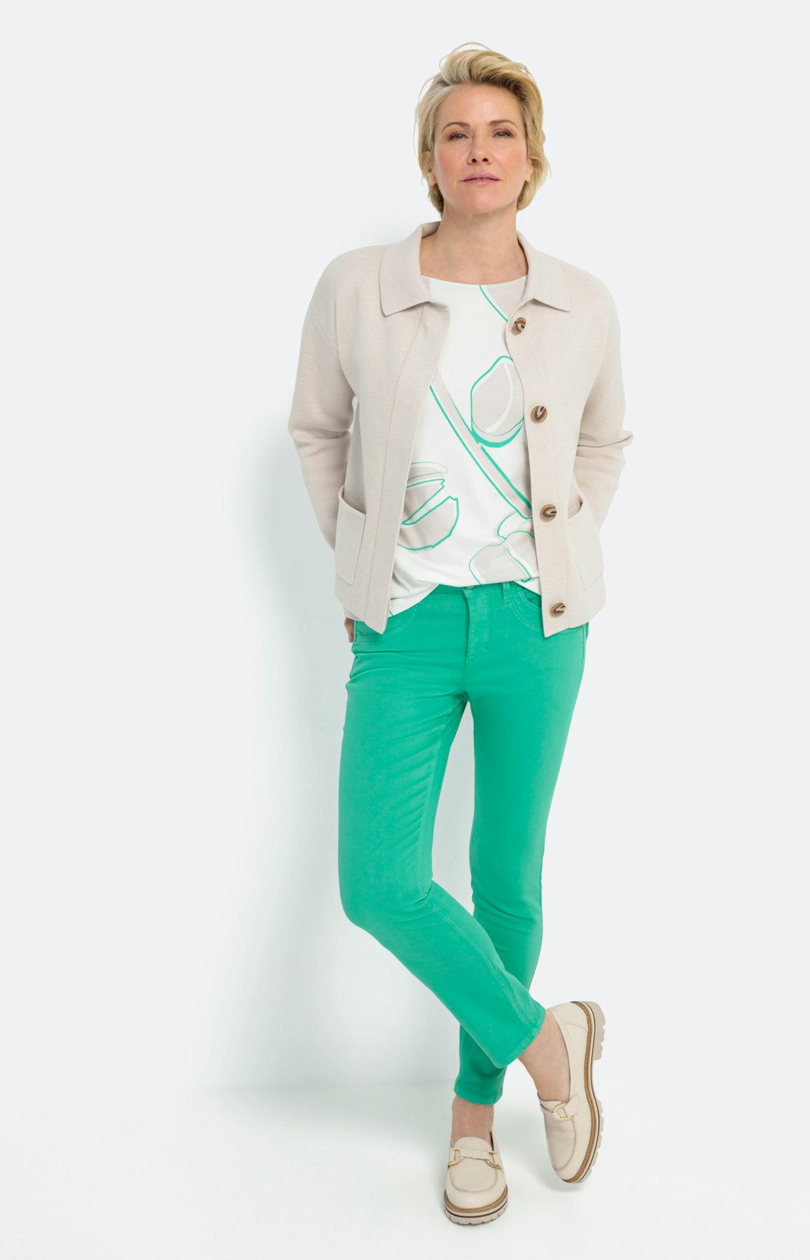 Cardigan met kraag en lange mouwen