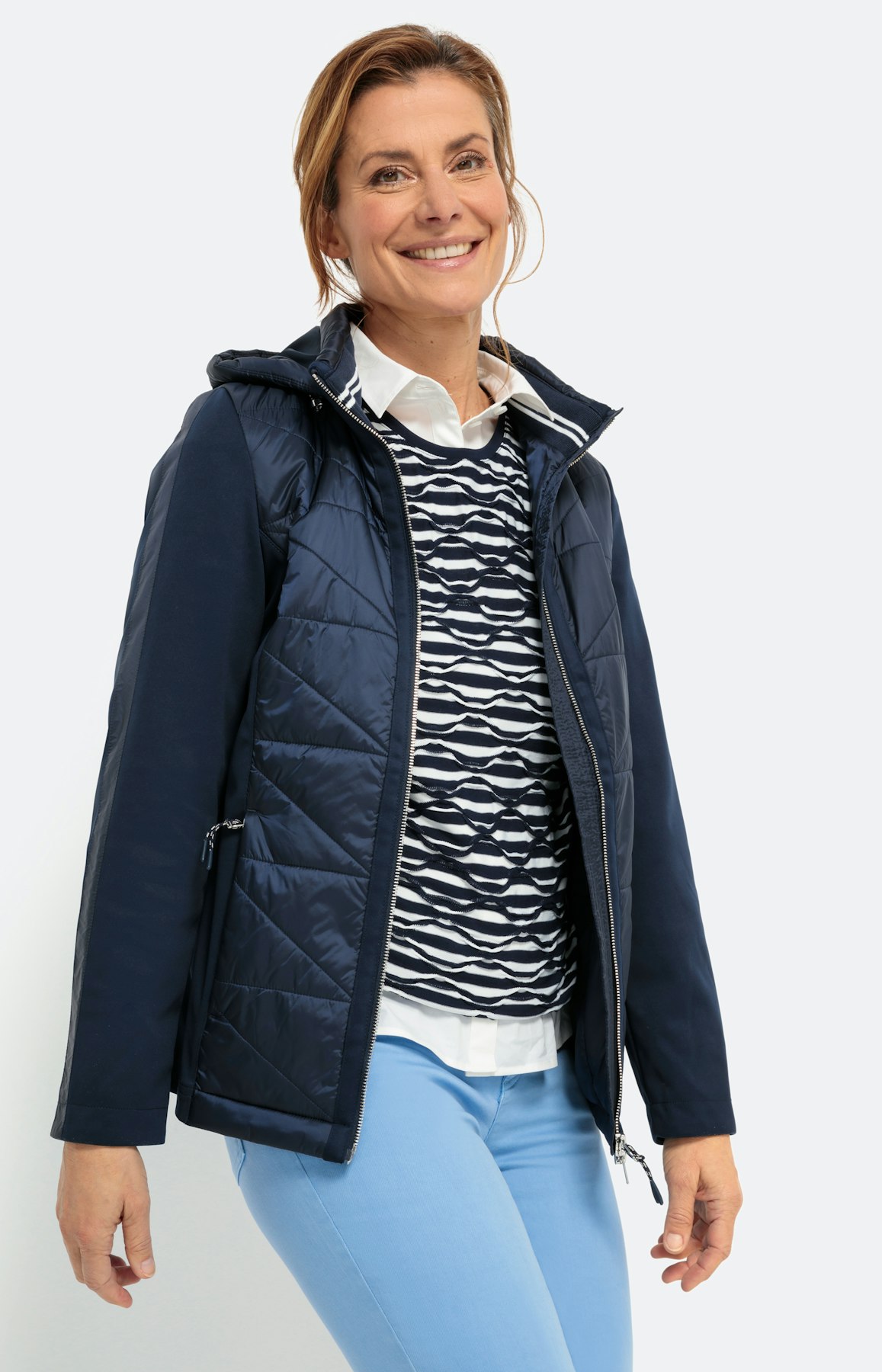 Gewatteerde jas met afneembare capuchon