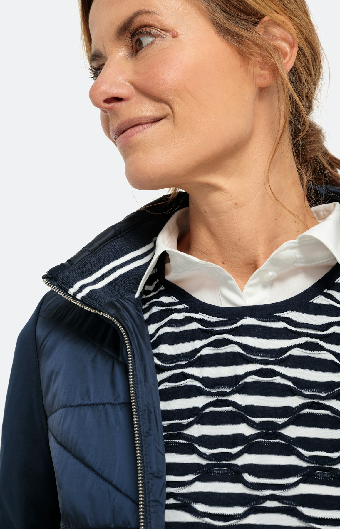 Gewatteerde jas met afneembare capuchon