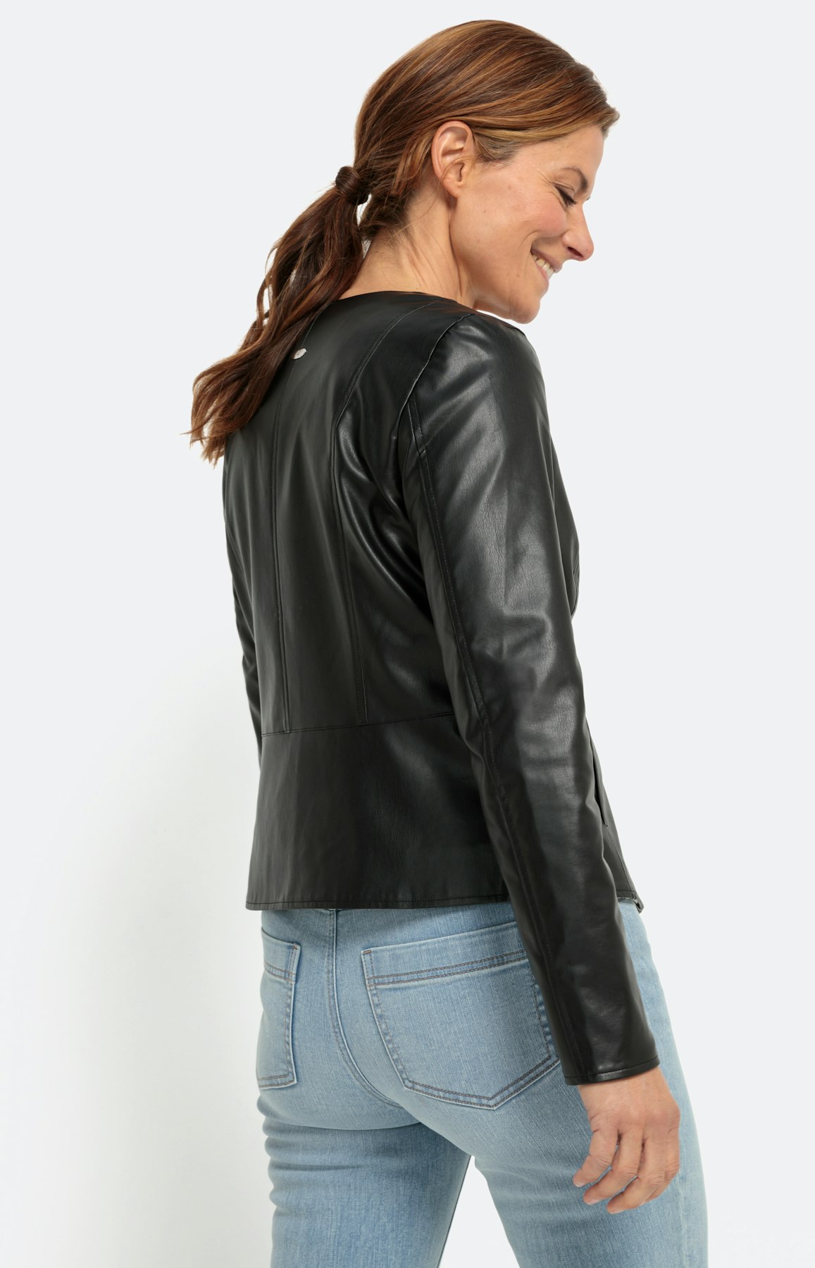 Bikerjas in lederen optiek