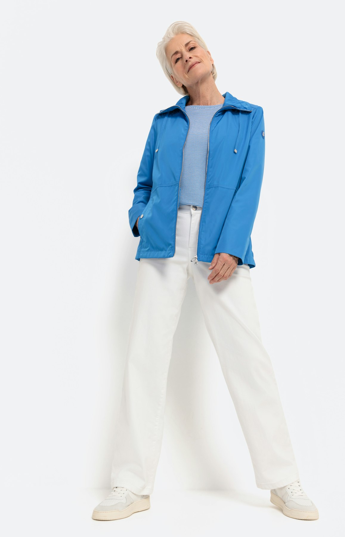 Zomerjack met een hoge kraag