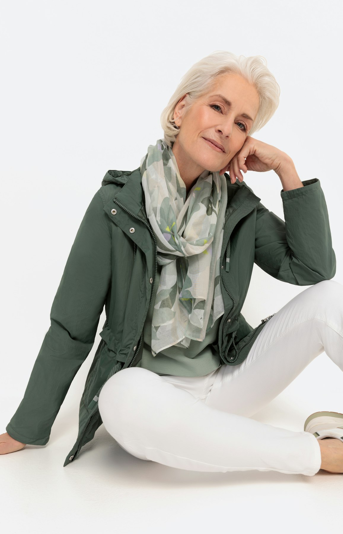 Licht jas, parka, olive