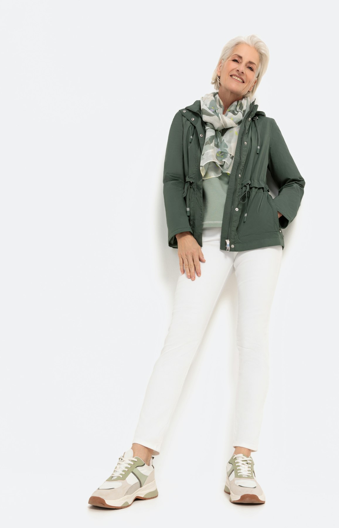 Licht jas, parka, olive