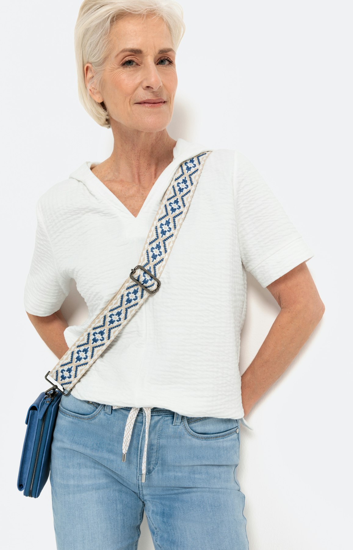 Sweatshirt met korte mouwen en capuchon