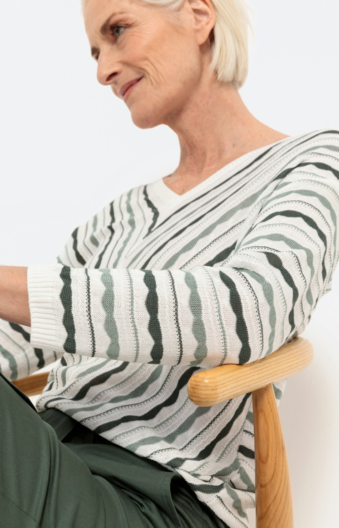 Gestreifter Pullover mit 3/4-Ärmel