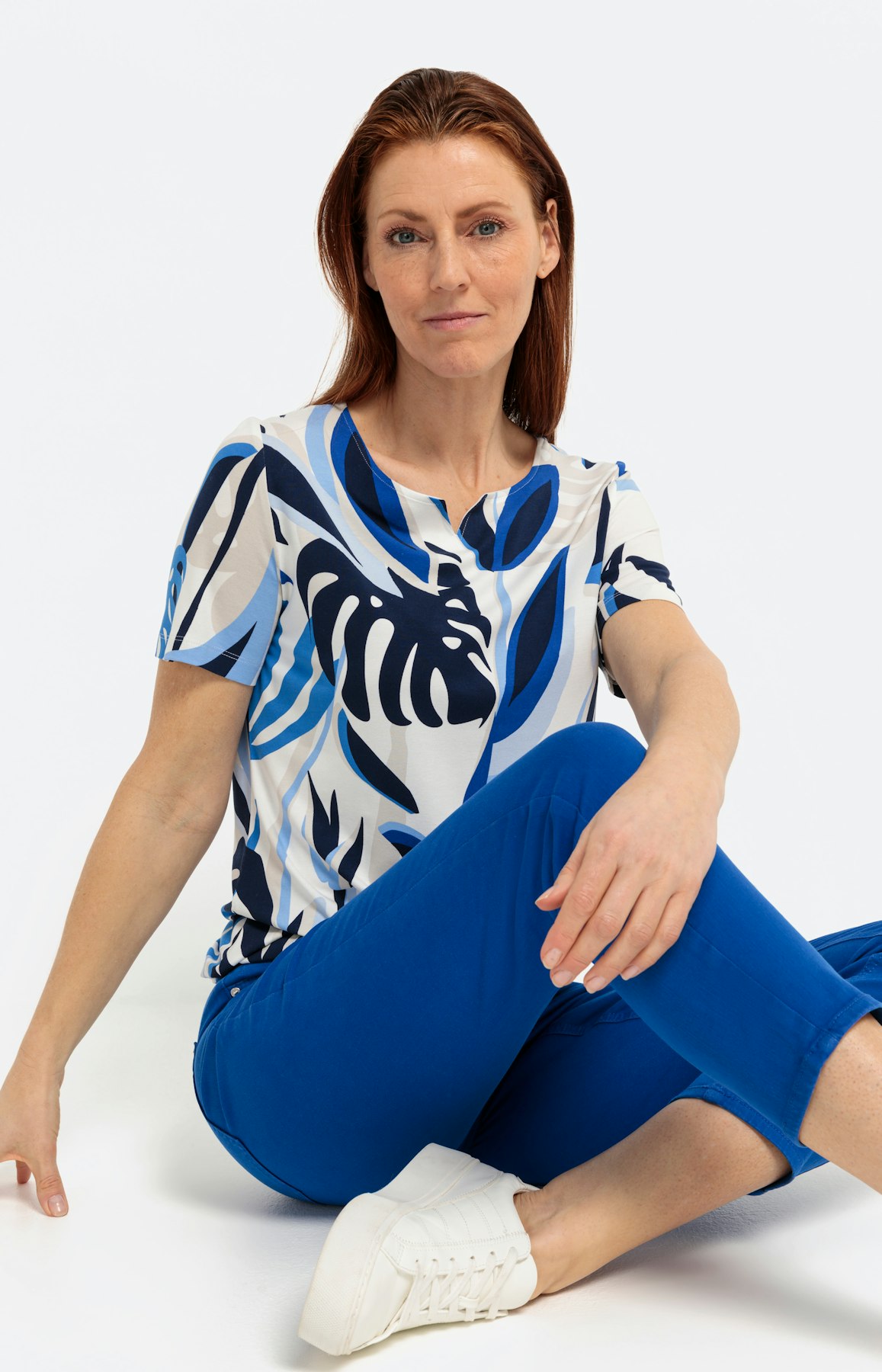 Shirt met korte mouwen en bladerprint
