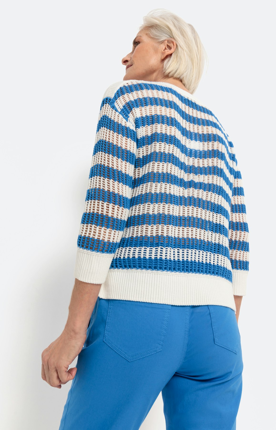 Trui in streepdessin met 3/4-mouwen