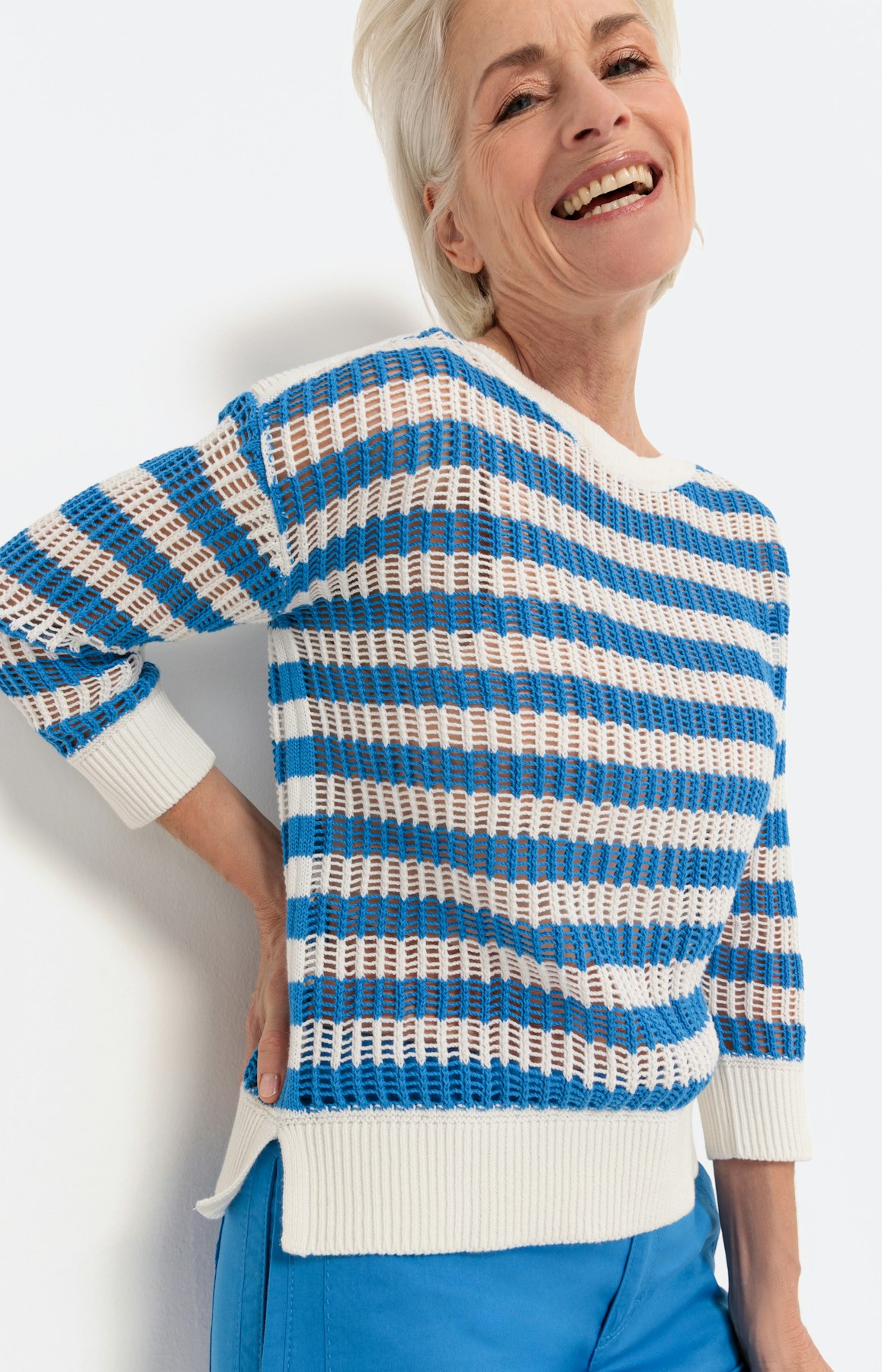 Trui in streepdessin met 3/4-mouwen