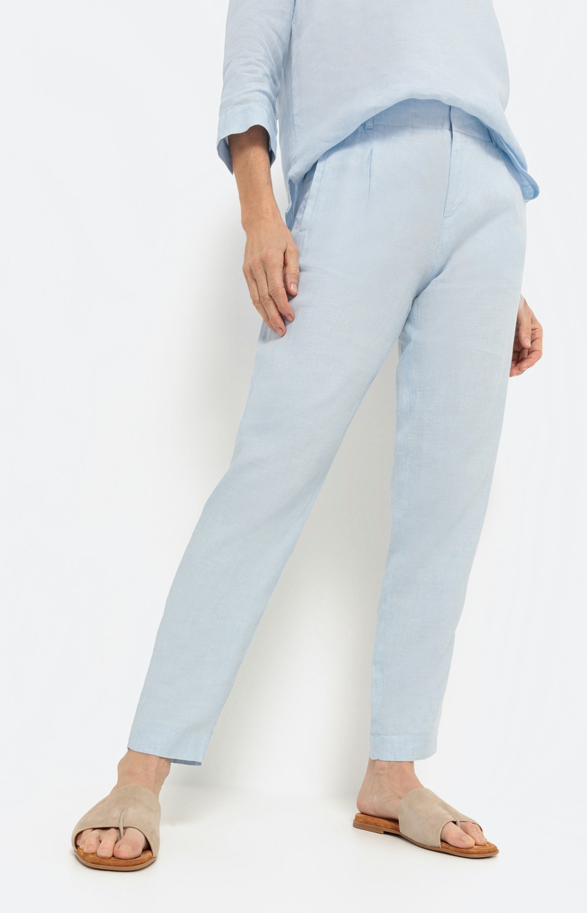 Schmale Hose aus Leinen, hellblau