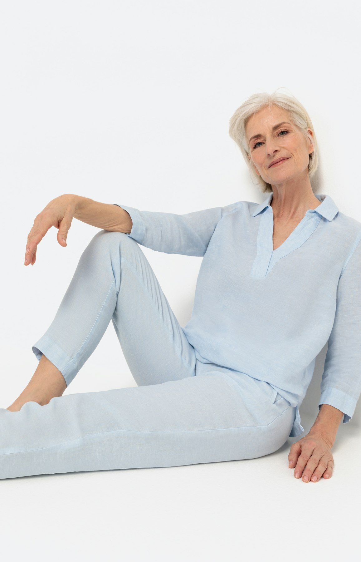 Schmale Hose aus Leinen, hellblau