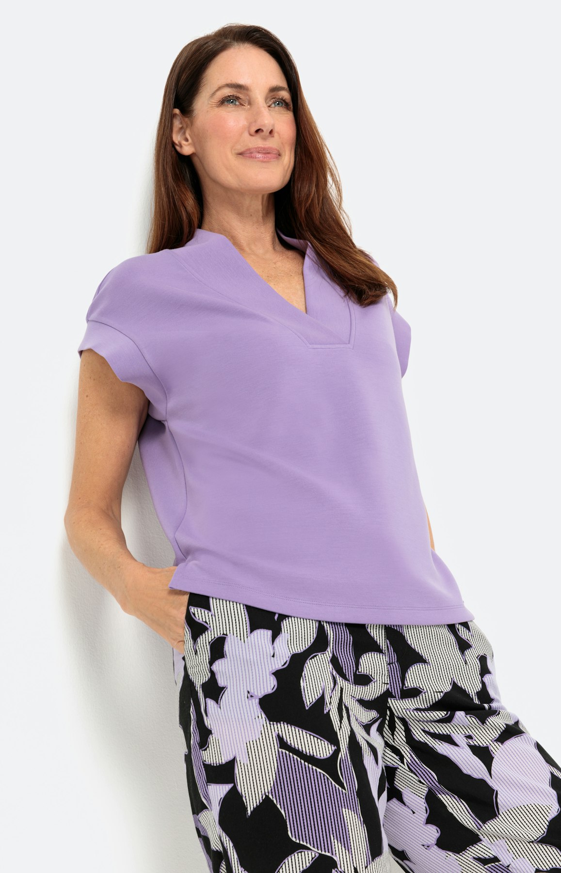 Sweatshirt met korte mouwen en V-hals