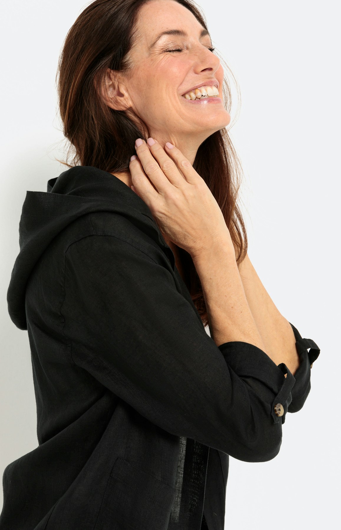 Linnen jasje met capuchon en lange mouwe