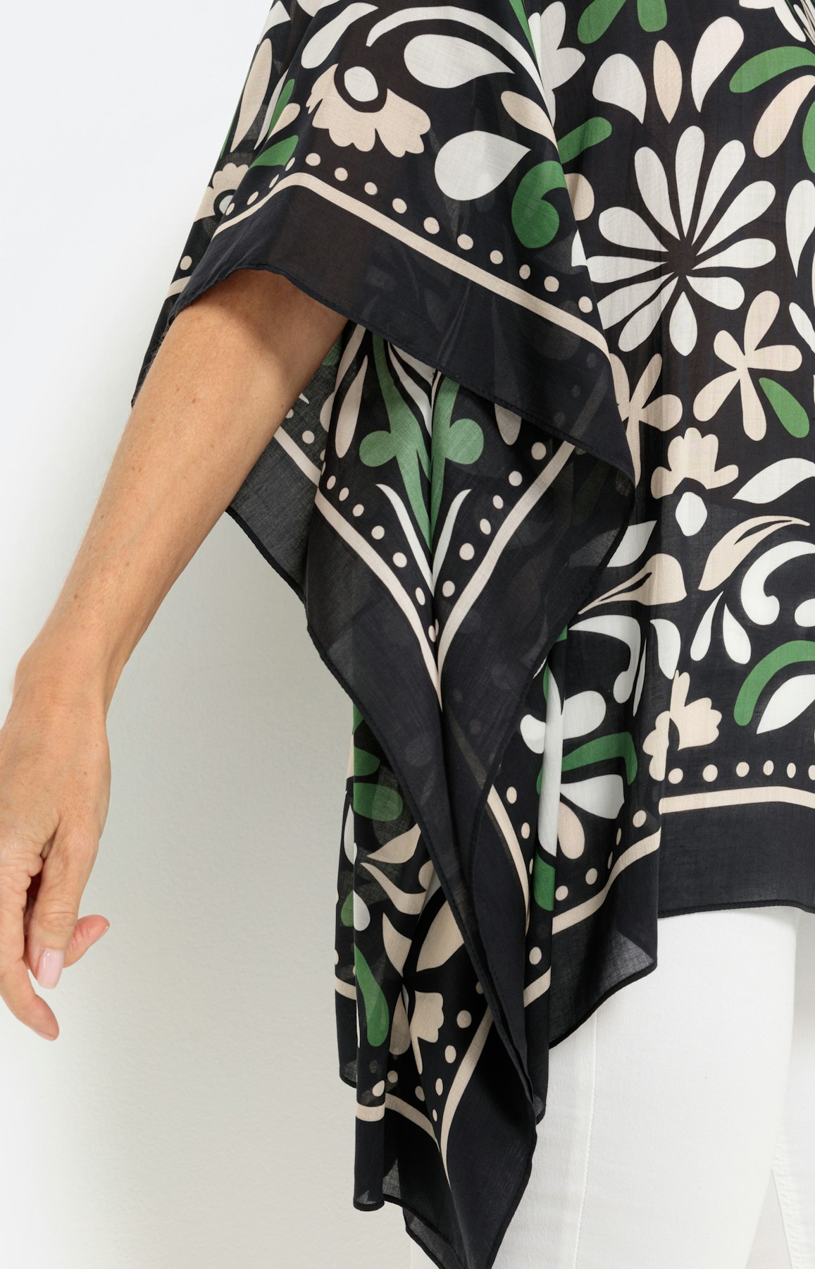 Lichte tuniek, modal, zwart groen