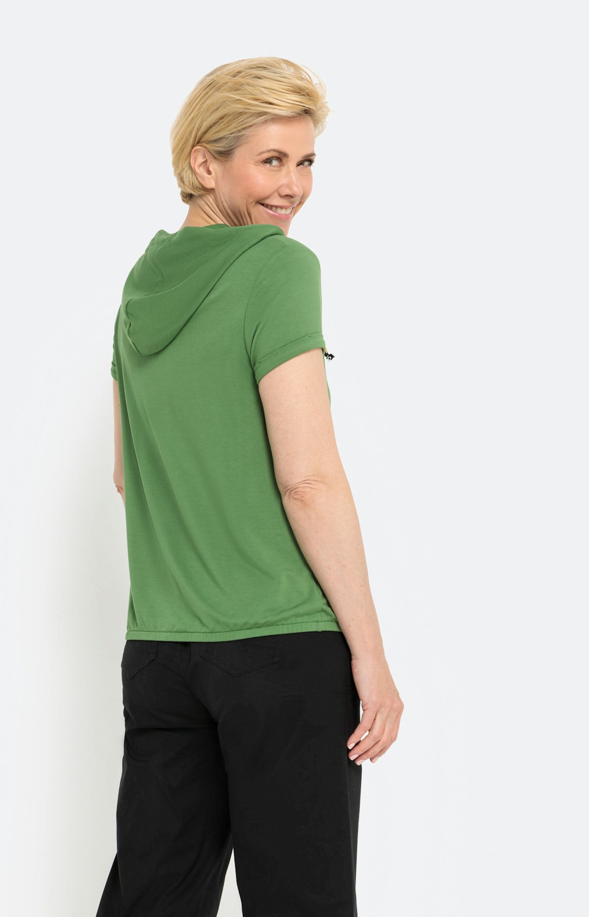 Capuchonshirt met korte mouwen