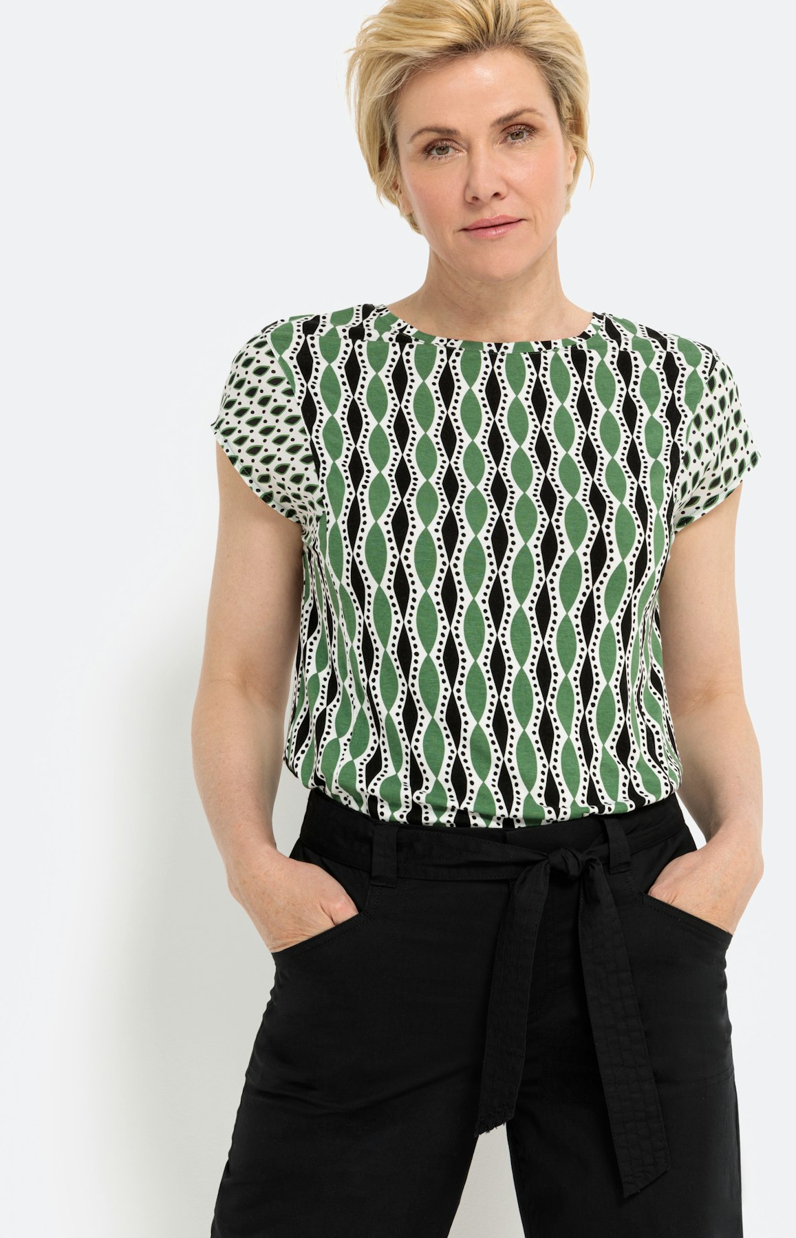 T-shirt met korte mouw in materialenmix