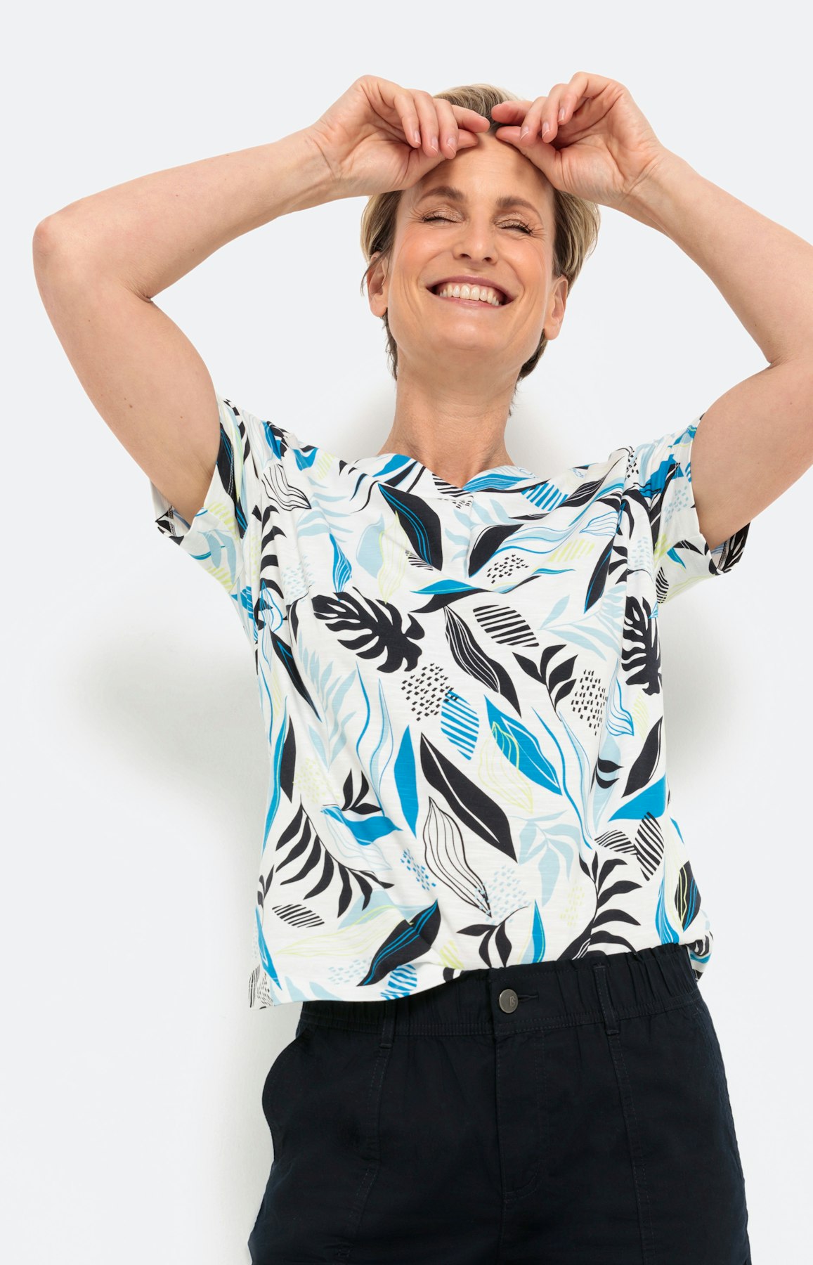 Shirt met korte mouwen en bladerprint