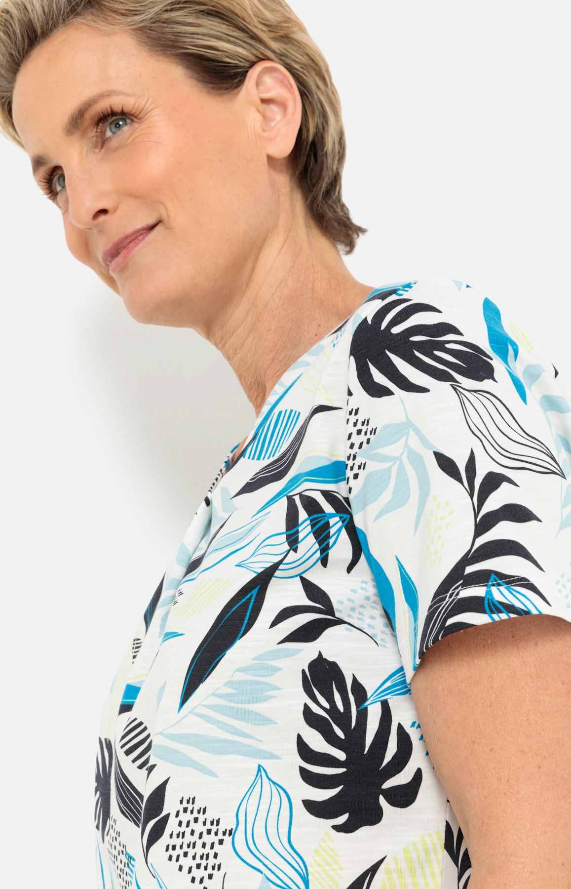Shirt met korte mouwen en bladerprint