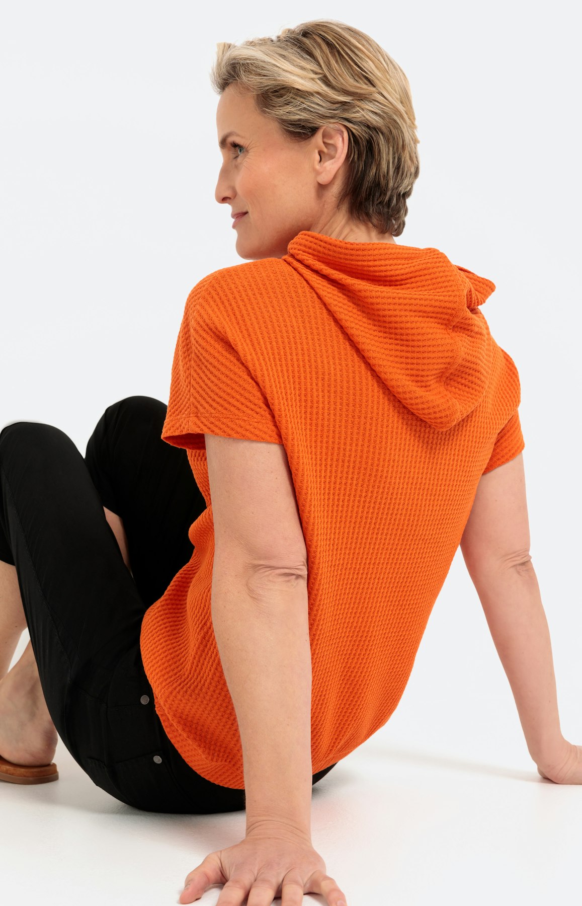 T-shirt met capuchon, oranje