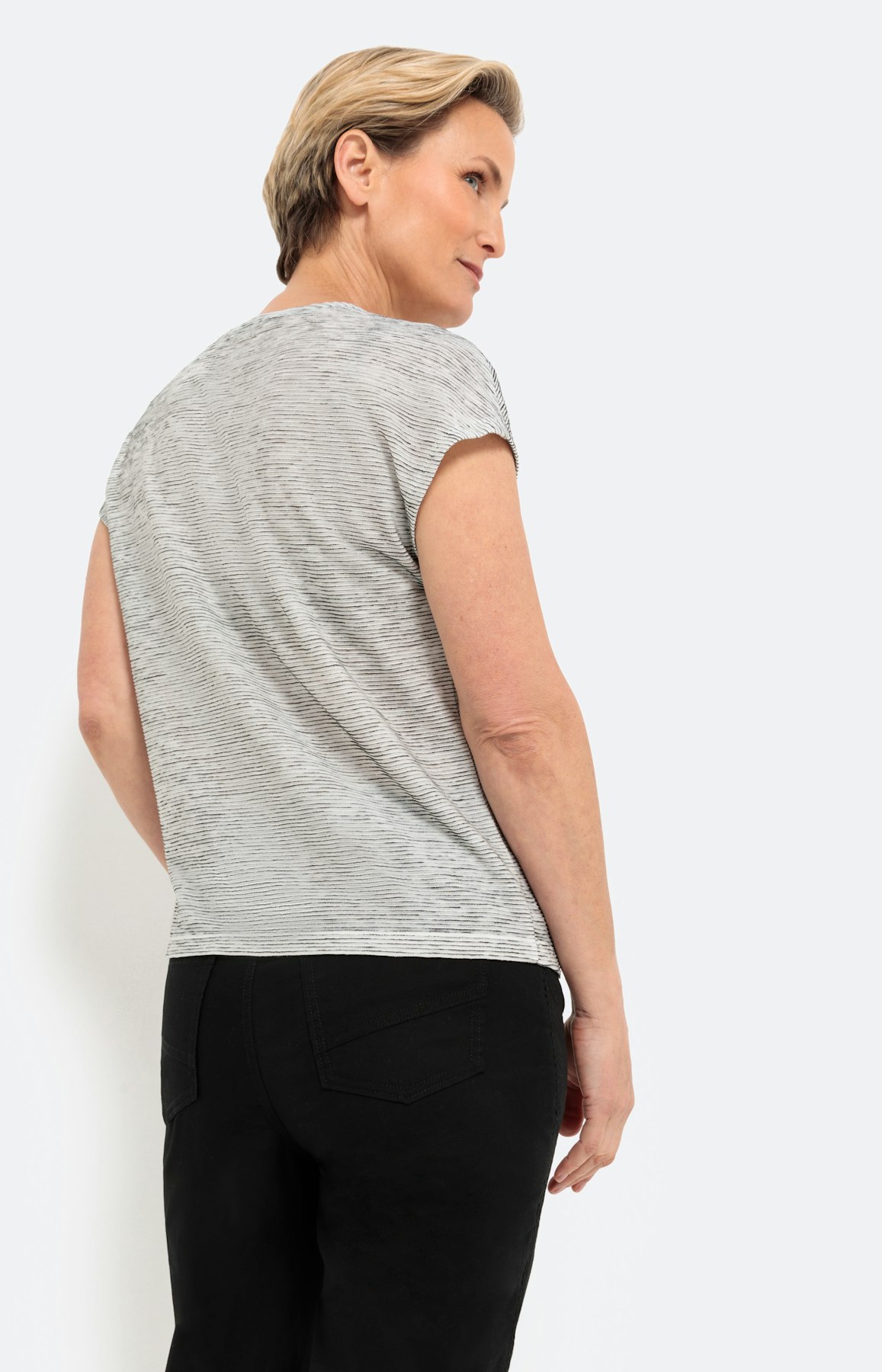 Fijn gestreept T-shirt met korte mouwen