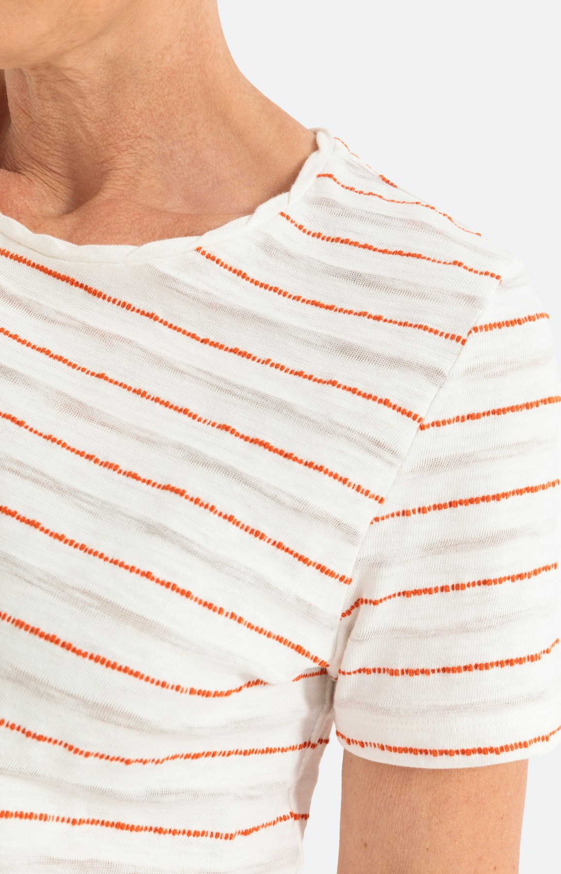 Gestreept T-shirt met korte mouwen