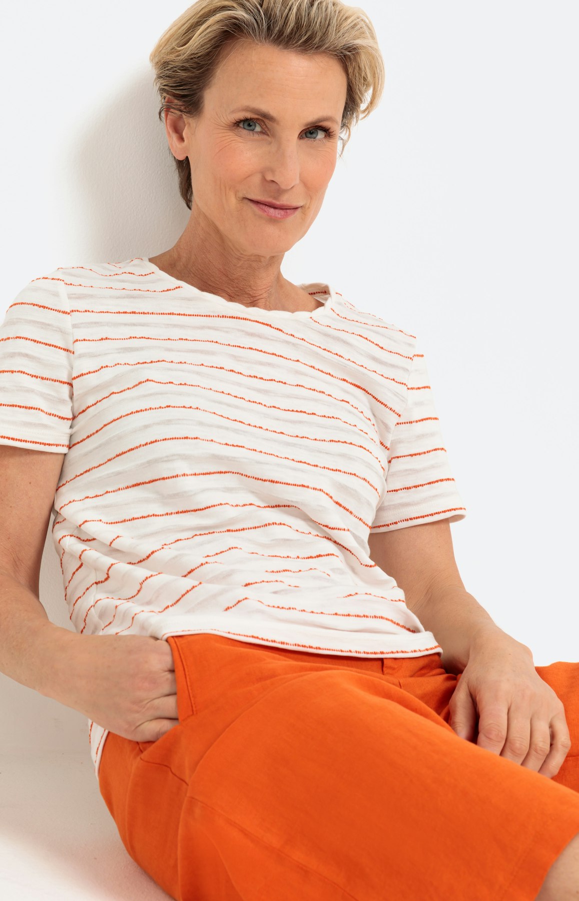 Gestreept T-shirt met korte mouwen