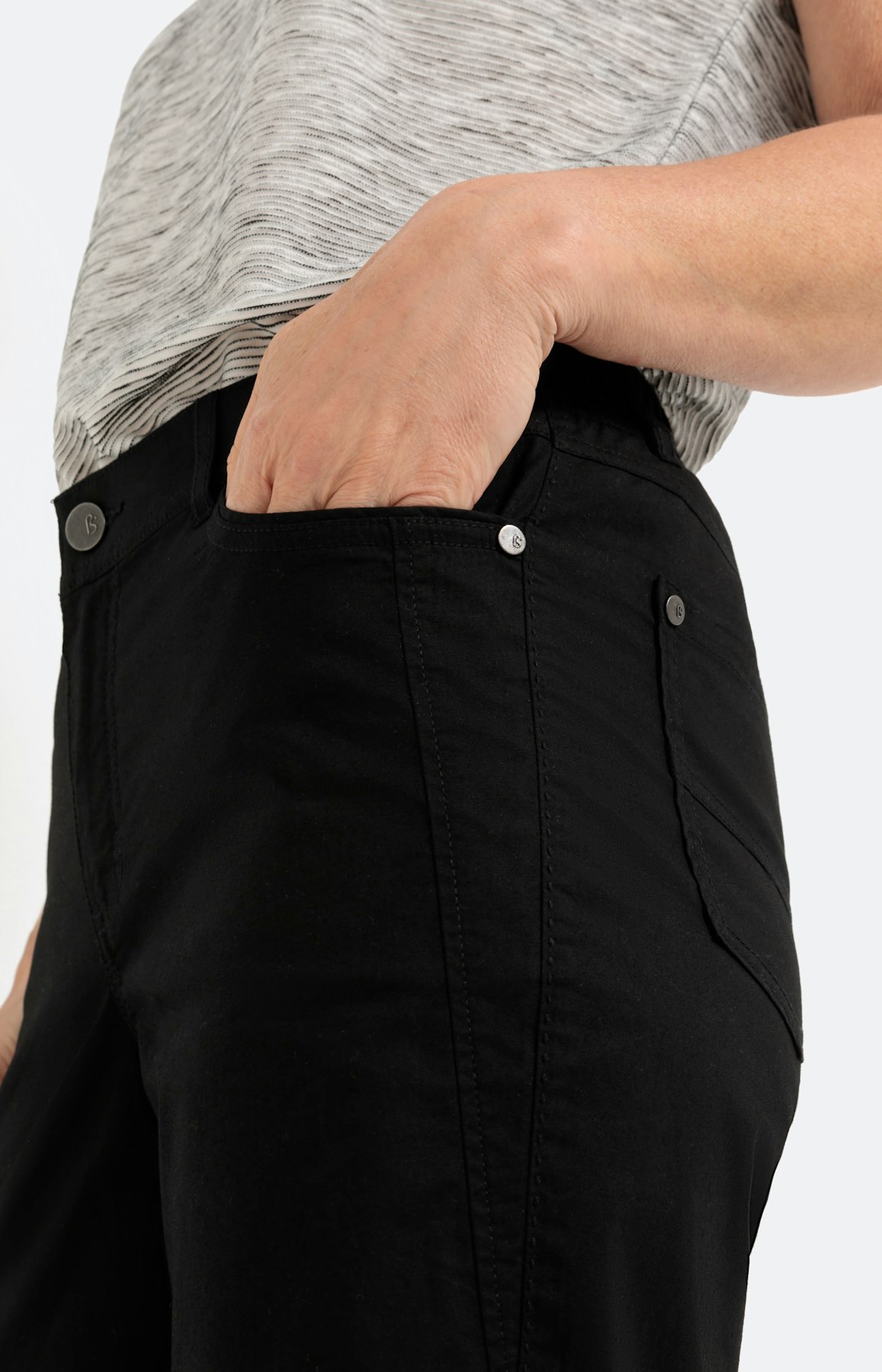 Capribroek in papertouch, zwart