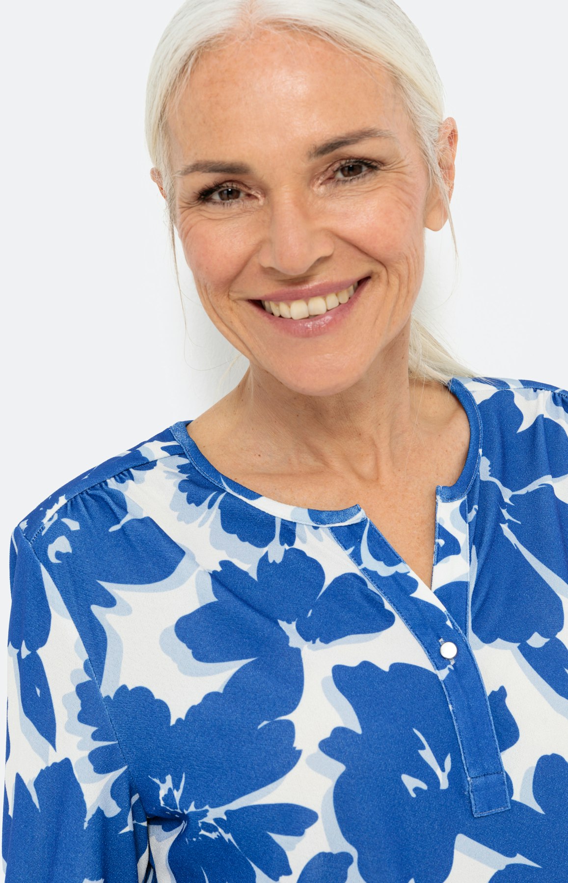 Geblümtes Shirt mit 3/4-Ärmel