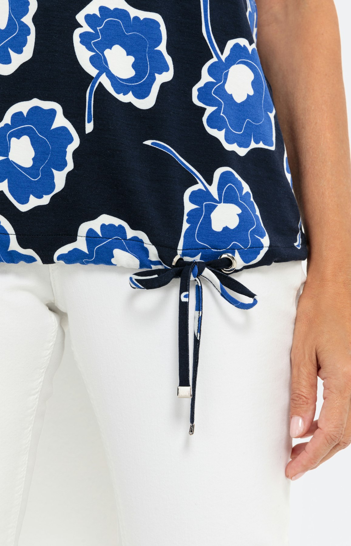 Shirt met korte mouwen en bloemmotief