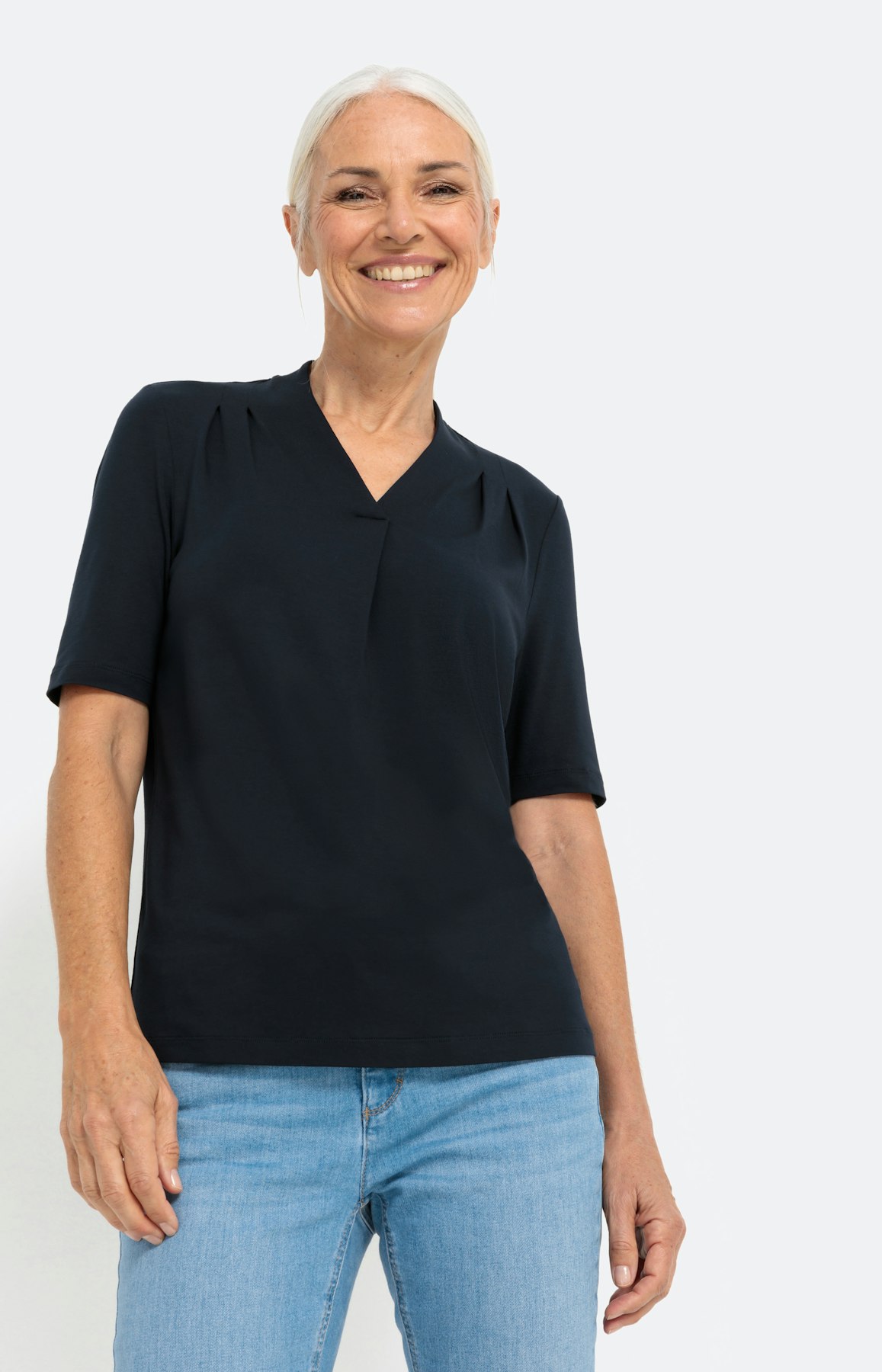 Kurzärmliges T-Shirt mit V-Ausschnitt