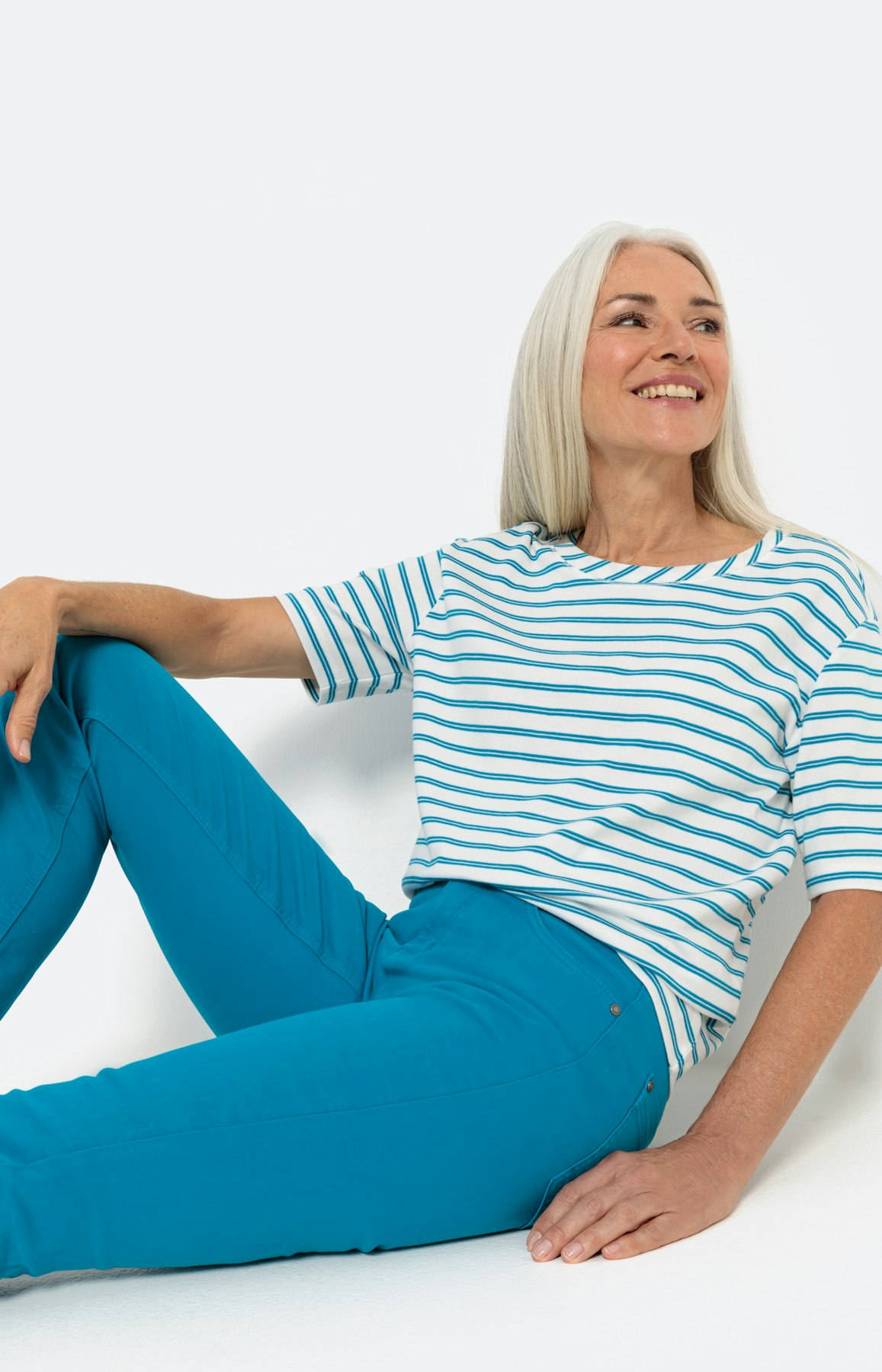 Gestreiftes T-Shirt mit kurzem Ärmel