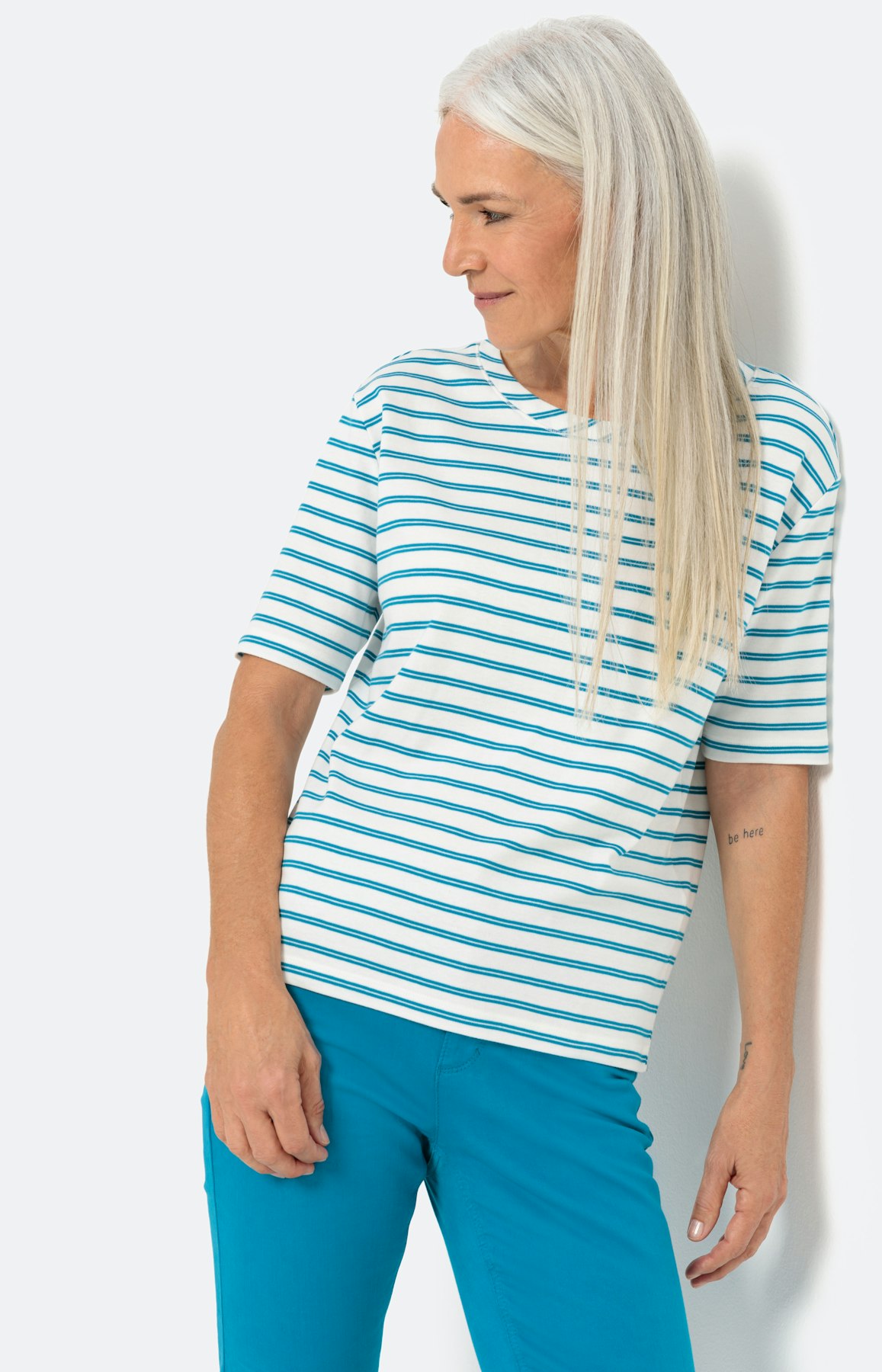 Gestreiftes T-Shirt mit kurzem Ärmel