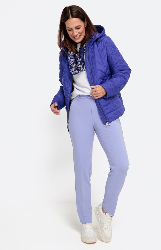 Purple Instinct 2024
 Urban spirit met casual elegantie
