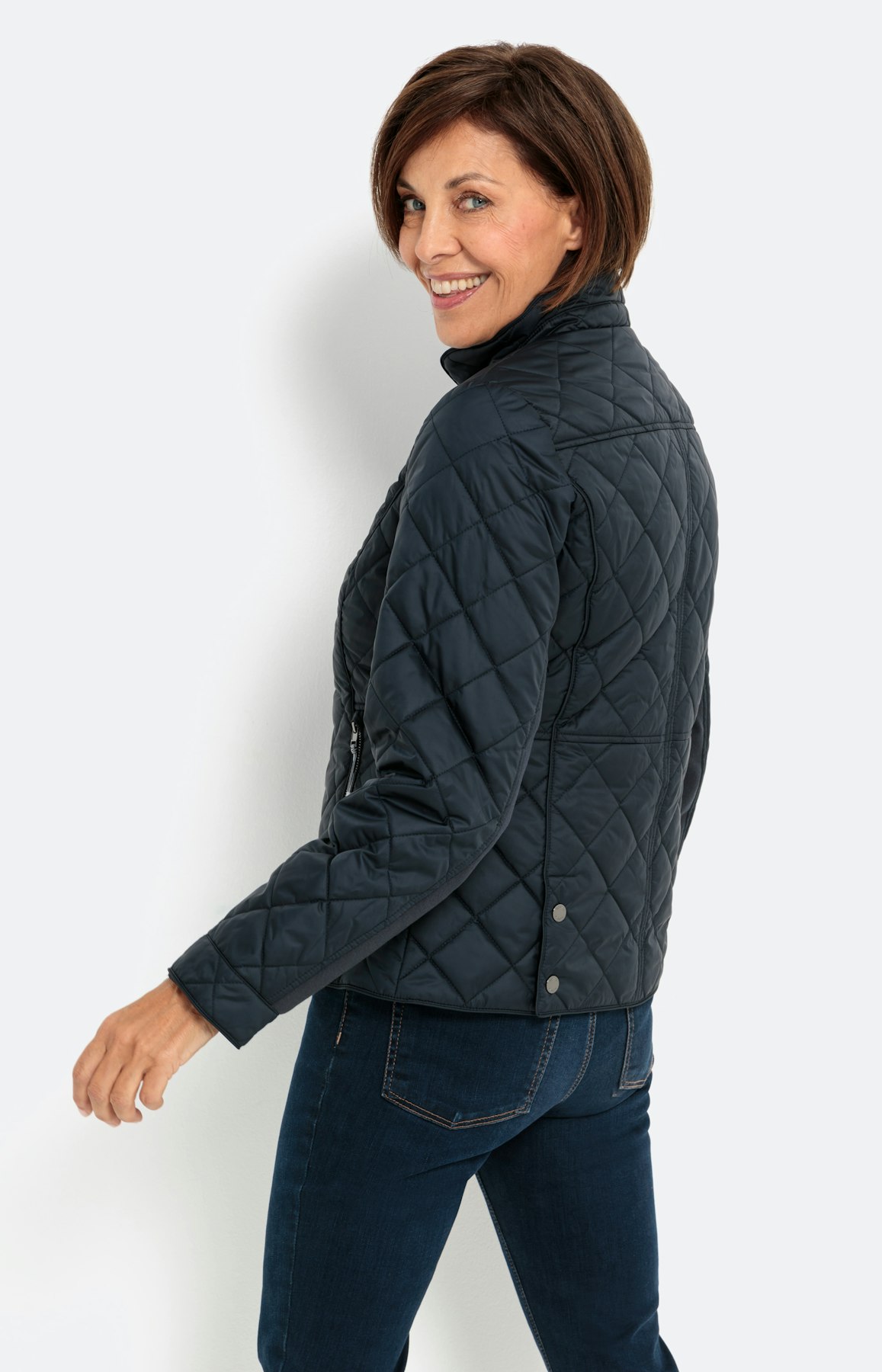 Leichte Steppjacke mit Stehkragen