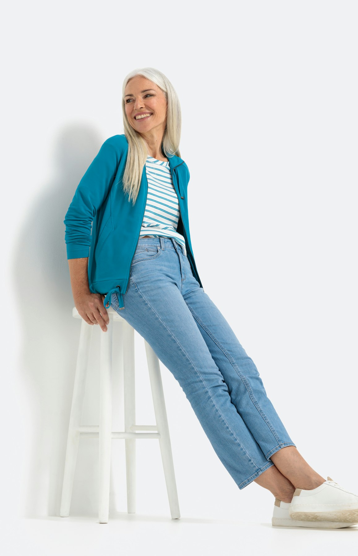 Sweatvest met hoge kraag en lange mouwen