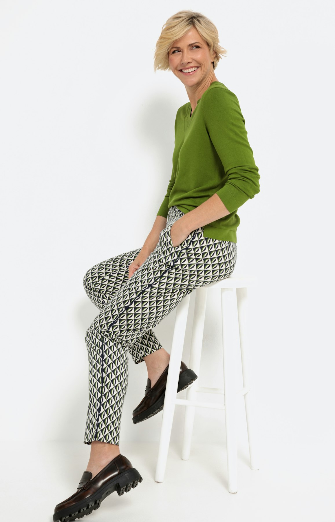 Unifarbener Pullover mit Langarm