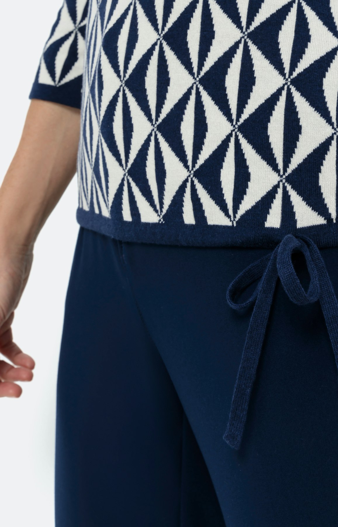 Gemusterter Pullover mit 3/4-Ärmel