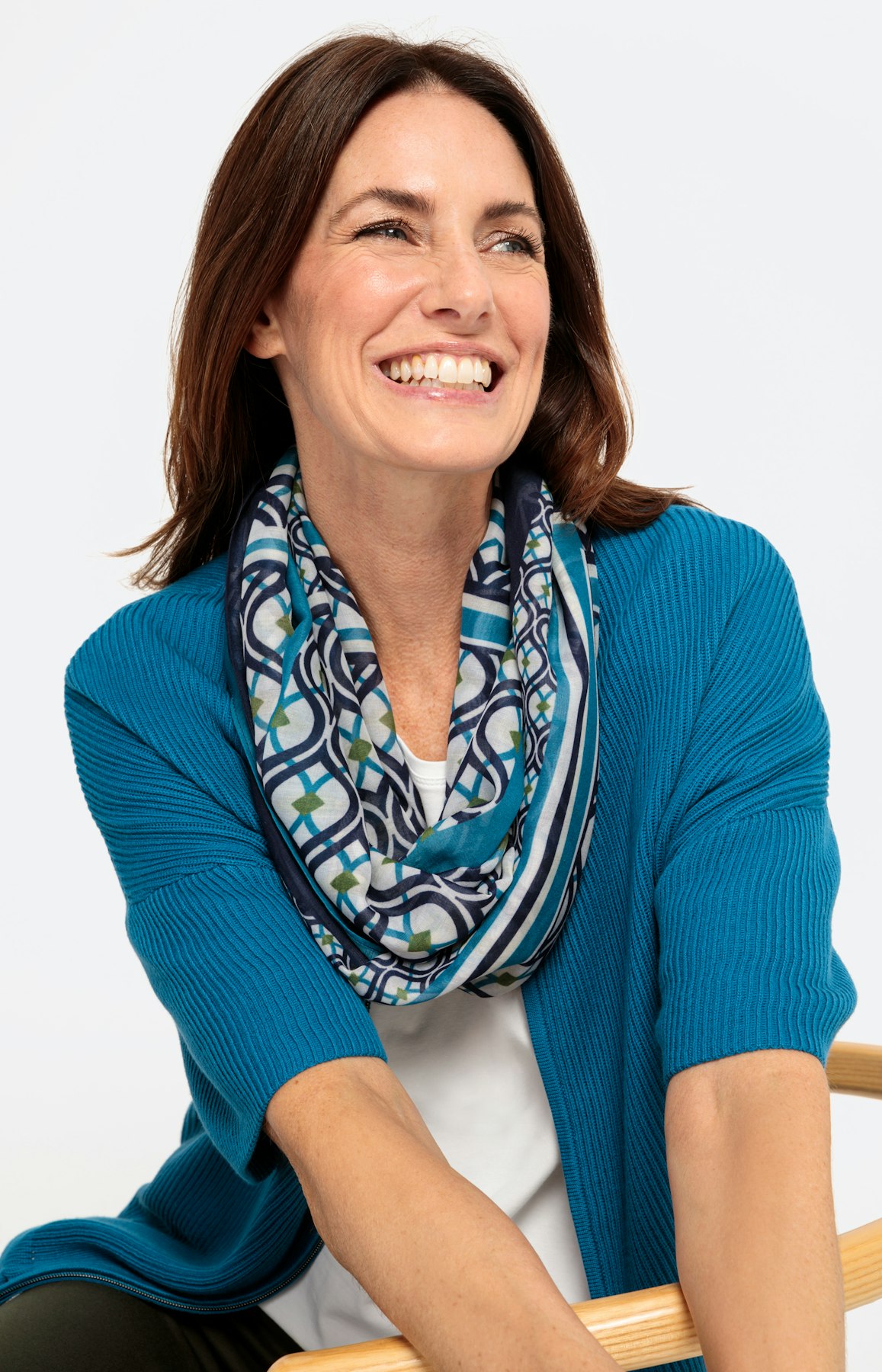 Gemusterter Loopschal