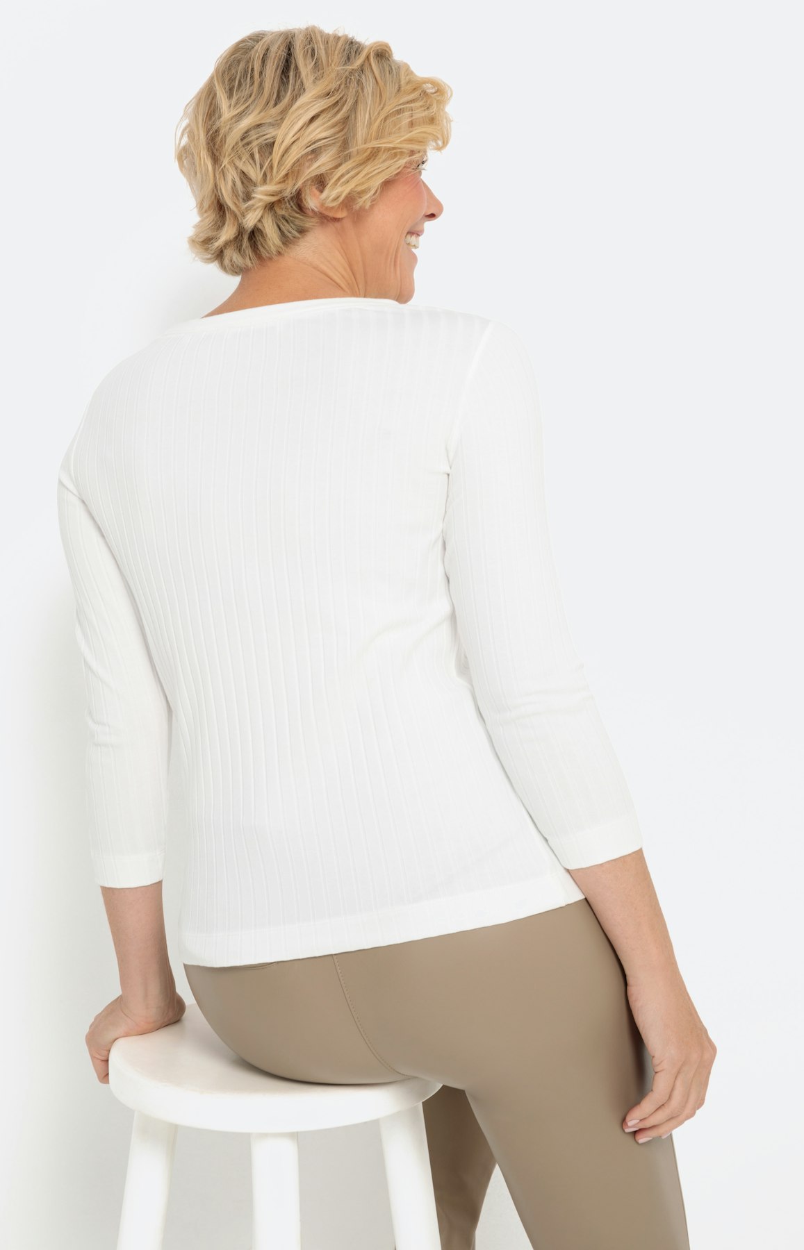 Shirt met ribstructuur en 3/4-mouwen