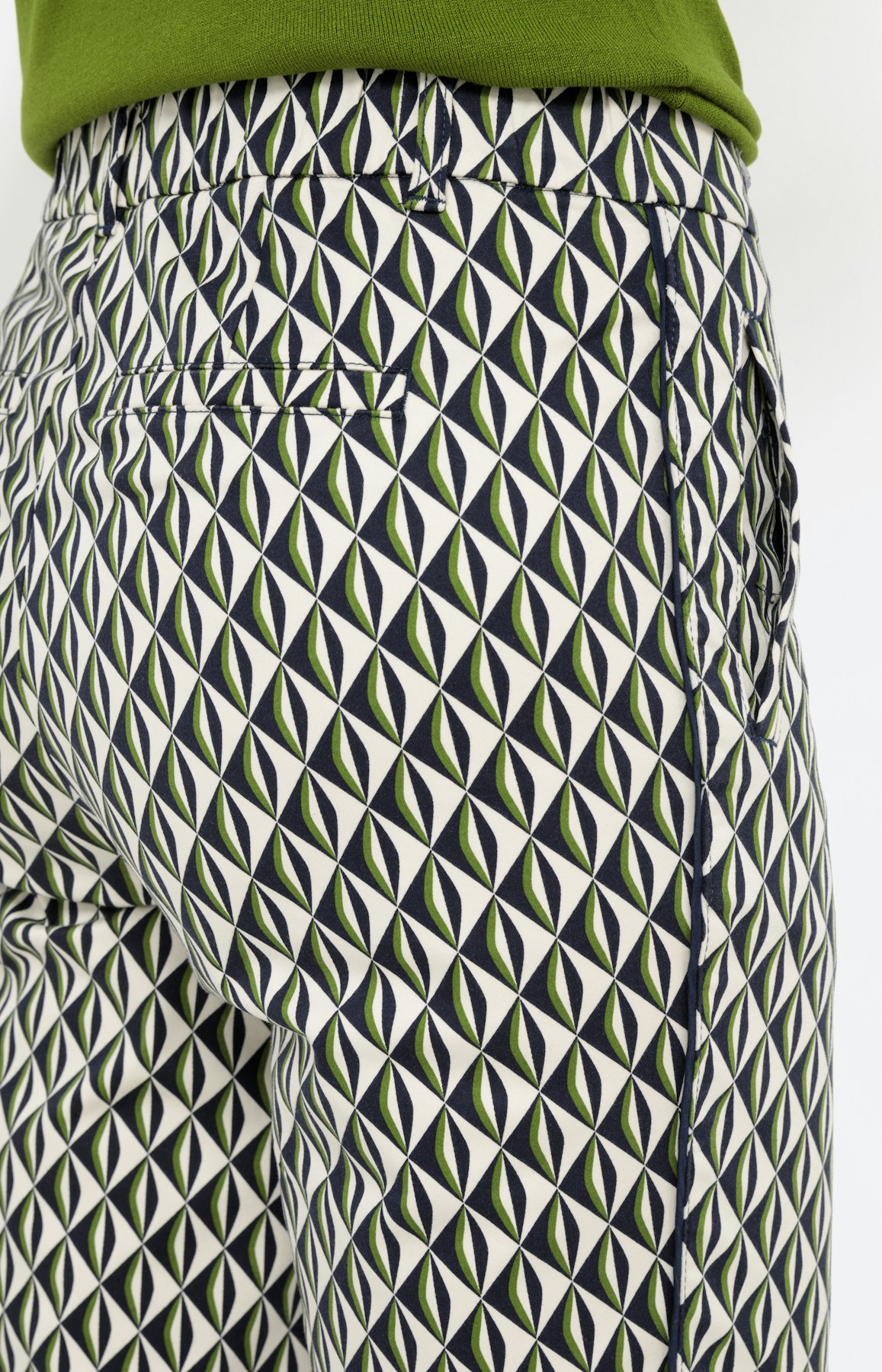 Smal toelopende broek