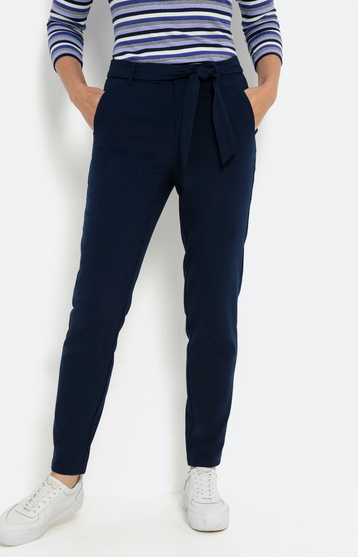 Zachte broek met smalle pijpen