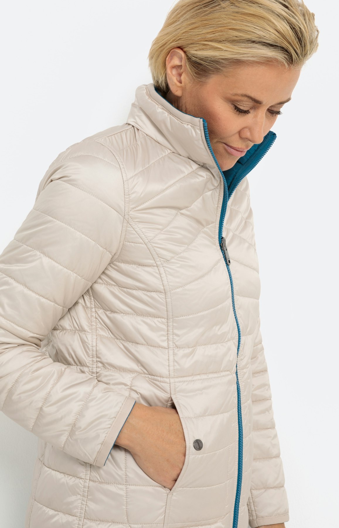 Wendejacke mit Stehkragen