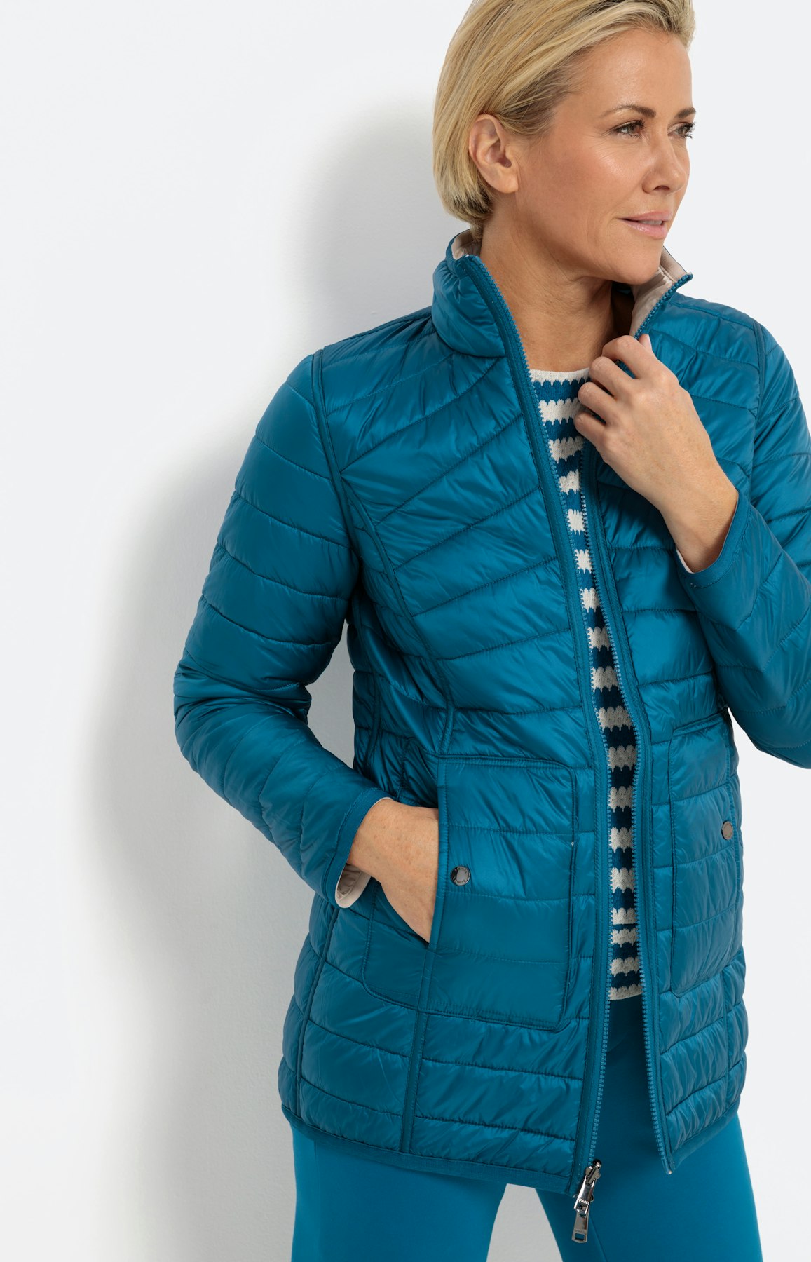 Wendejacke mit Stehkragen