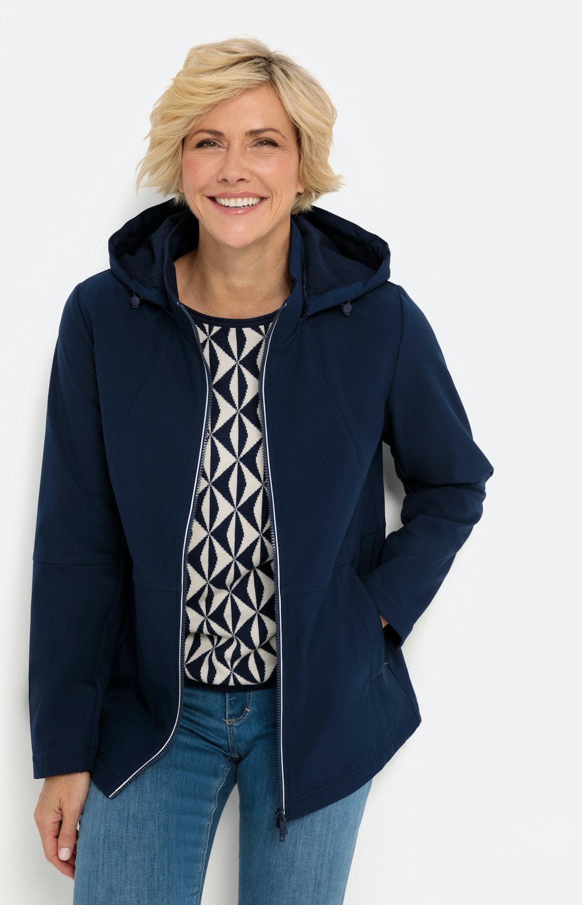 Softshelljacke mit Kapuze