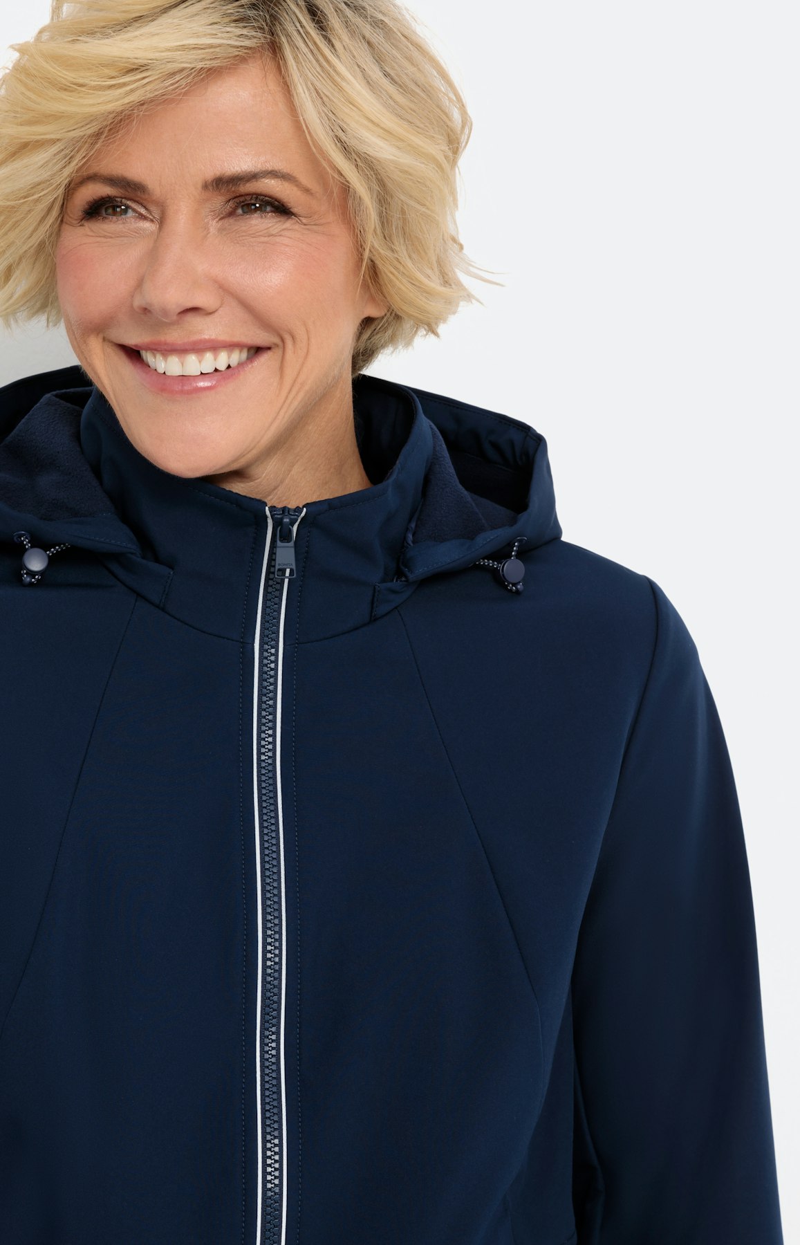 Softshelljacke mit Kapuze