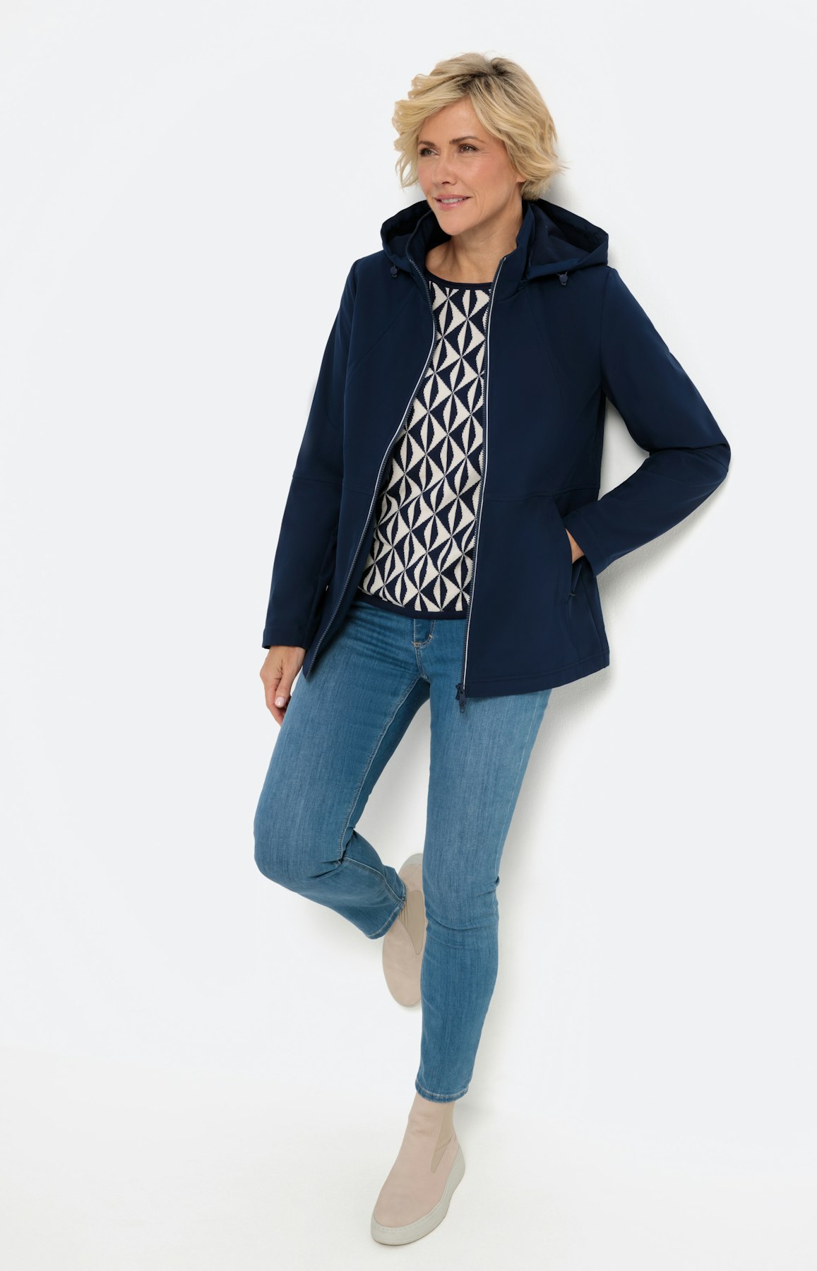 Softshelljacke mit Kapuze